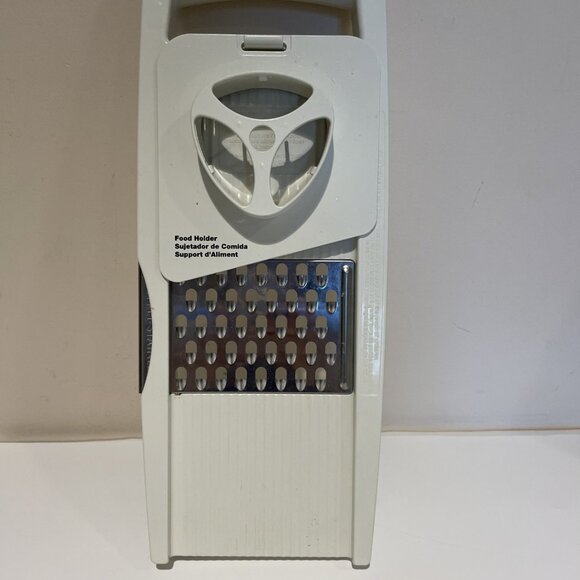 The Pampered Chef Ultimate Slice & Grate Mandoline Slicer 1085 - Picture 2 of 10